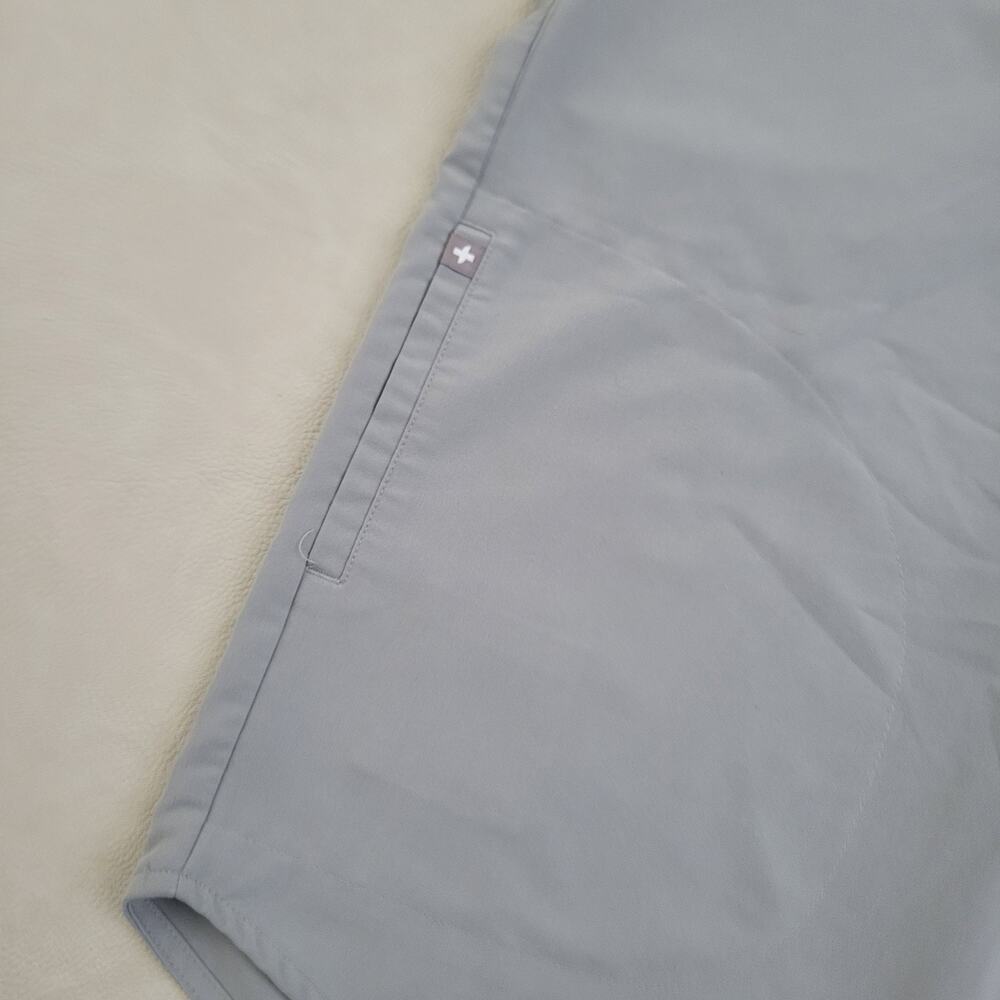 FIGS Rafaela Oversized Scrub Top Womens Small Gray Technical Collection - Picture 3 of 9